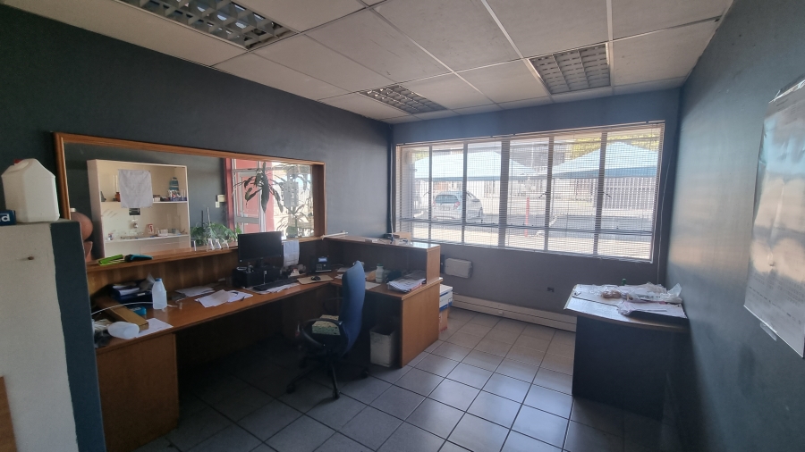 To Let commercial Property for Rent in Parow Industrial Western Cape